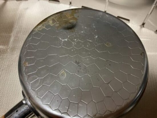 実験後の鍋裏