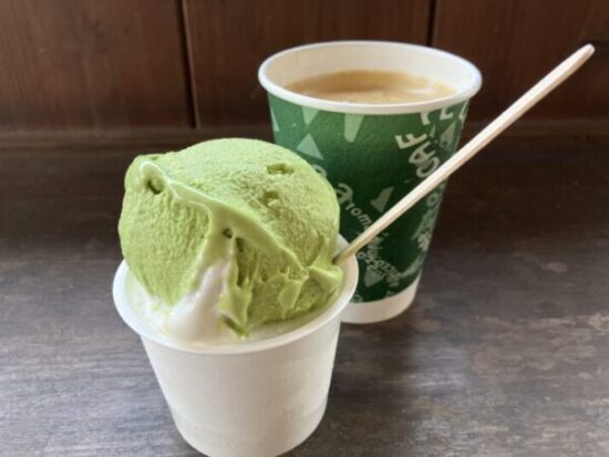 抹茶・みるくジェラートと珈琲